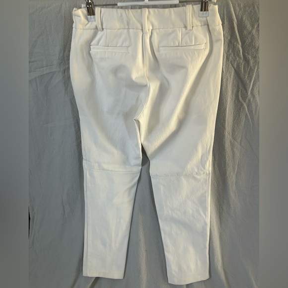 White Capris (4) - Picture 3 of 3